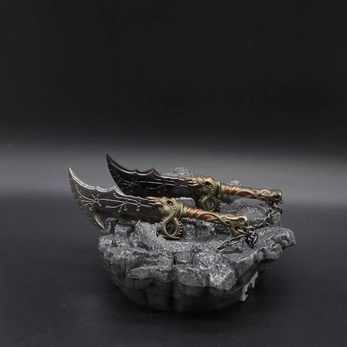 مجموعة حقائب الظهر الكلاسيكية من كراتوس بتصميم سلاح فوضوي بلانت معدني صغير بتصميم سيف كراتوس لألعاب الفيديو، قلادة فضية وفضية صغيرة in Kuwait