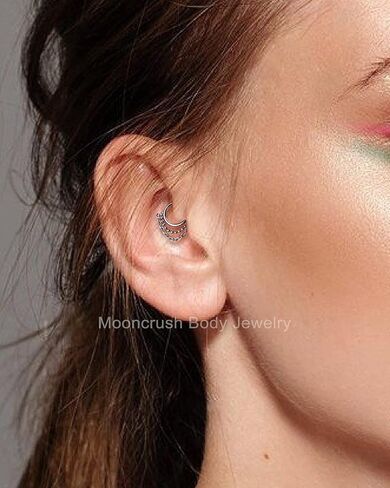 Mooncrush مجوهرات تتدلى سلسلة الحاجز خواتم 16G لطيف الحاجز مجوهرات Dangly الحلزون Daith أقراط للنساء الفولاذ المقاوم للصدأ الحلزون Daith ثقب المجوهرات in Kuwait