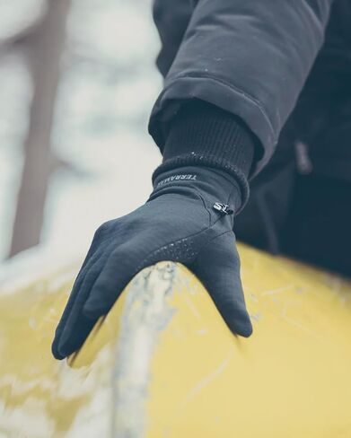 Terramar Womens Extreme Cold Weather Touch Screen Winter Hand Warmers Glove Liner for Men and Women in Saudi Arabia