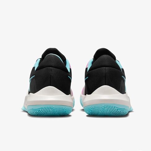 Nike Men's Sneaker in Saudi Arabia