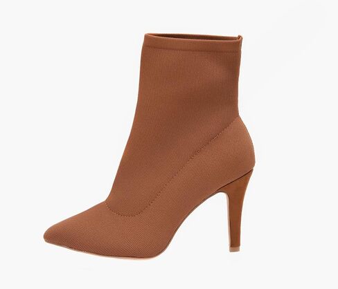 CUSHIONAIRE Women's Gipsee stretch knit Heel +Memory Foam in Saudi Arabia