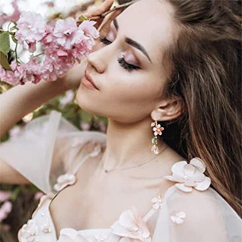 Wonlte Flower Earrings for Women Dangling, White Flower Stud Earrings Cherry Blossoms Sakura Daisy Floral Teardrop Lily Fairy Leaf Petal Drop Spring Women Accessories in Saudi Arabia