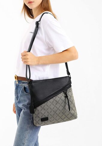 Medium Crossbody Bags for Women Trendy, Leather Cross Body Bag Purses and Travel Shoulder bag with Multi Pockets in Kuwait