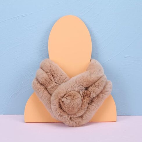 وشاح من الفرو الأصلي من Fawziya وشاح أرنب ريكس شتوي للنساء للطقس البارد in Kuwait