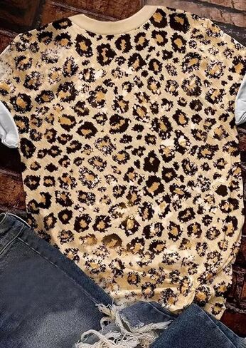 Be Kind Leopard T Shirt Animal Leopard Heart Graphic Blessed Shirt Women Inspirational Teacher Short Sleeve Tees Tops in Kuwait