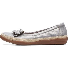 Clarks Women's Elaina Jade Ballet Flat in Kuwait