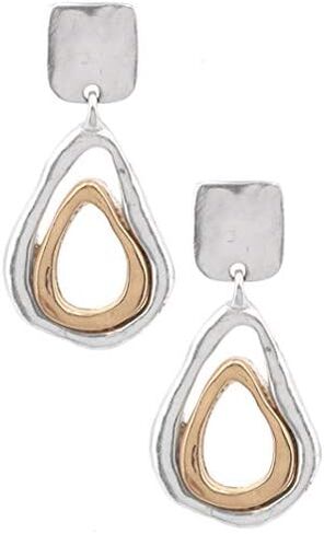 أقراط Della's Designs على شكل دمعة ذات درجتين من اللون، لمسة نهائية ناعمة فريدة من نوعها باللونين الذهبي والفضي. أسلوب مشاركة كلاسيكي جذاب in Kuwait