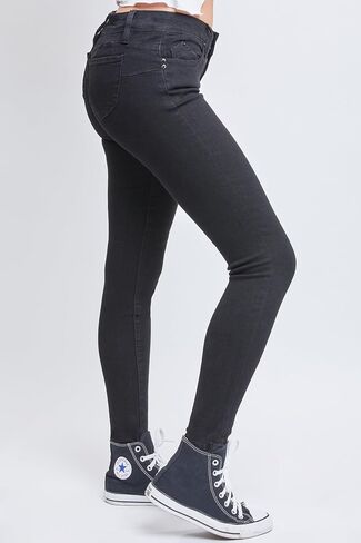 YMI Women's Sustainable Wannabettabutt Skinny Jeans in Saudi Arabia