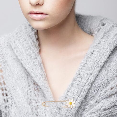 Lusofie 18 Pieces Women's Brooch with Pearl Rhinestone Fashion Artificial Pearl Brooch Cardigan Scarf Accessories for Women's Clothing, one size, Alloy Steel, pearl rhinestones in Kuwait