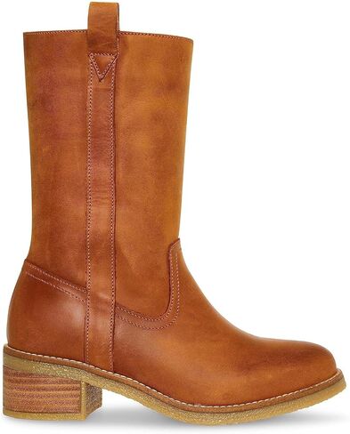 Steve Madden Women's Winny Fashion Boot in Saudi Arabia