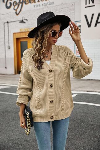 سترة نسائية من Ferriweel مفتوحة من الأمام وأكمام طويلة ومزودة بأزرار in Kuwait