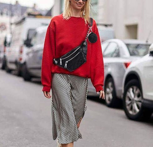 حقيبة خصر للسفر خفيفة الوزن من Fanny-Pack-for-Women-Leather نباتية UTO مع محفظة للعملات المعدنية بسحاب باللون الأسود in Kuwait