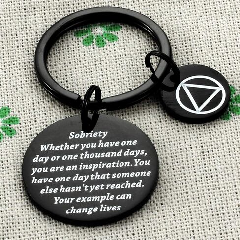 Kivosliviz Sober Gifts Keychain Na Recovery Gifts for Alcoholics Recovering Sober Jewelry Sobriety Keychain in Saudi Arabia