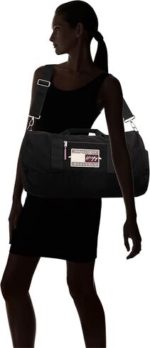Tommy Hilfiger Men's Signature Duffle Bag in Saudi Arabia