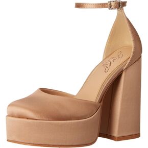 Jewel Badgley Mischka Giada Round Toe Platform in Saudi Arabia