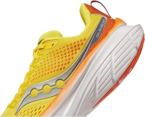 حذاء رياضي للرجال من Saucony مقاس 17 in Kuwait