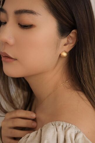 Chunky Gold Stud Earrings for Women 14K Gold Plated 925 Sterling Silver Brushed Half Ball Stud Earrings in Saudi Arabia