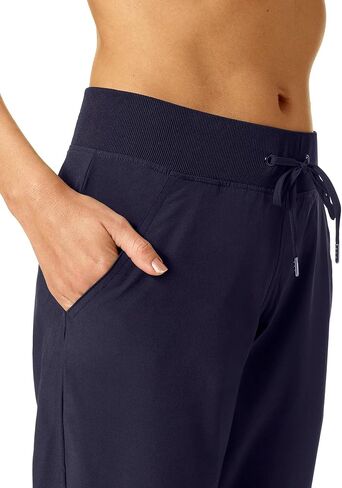 UTOPIA By HUE Women's Travel Skimmer Leggings with Functional Front Pockets in Saudi Arabia
