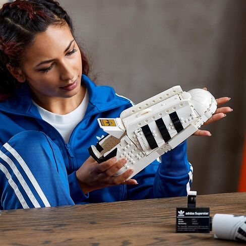 LEGO® Icons adidas Originals Superstar 10282 مجموعة البناء؛ قم ببناء وعرض المدرب الأيقوني in Saudi Arabia