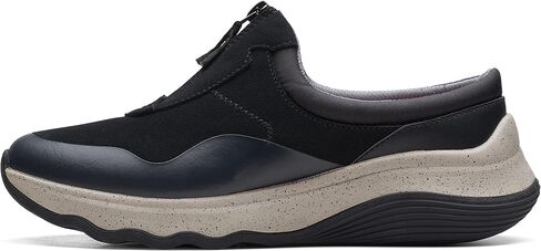 Clarks Women's Jaunt Way Clog in Saudi Arabia