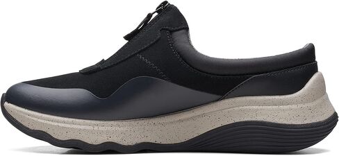 Clarks Women's Jaunt Way Clog in Saudi Arabia