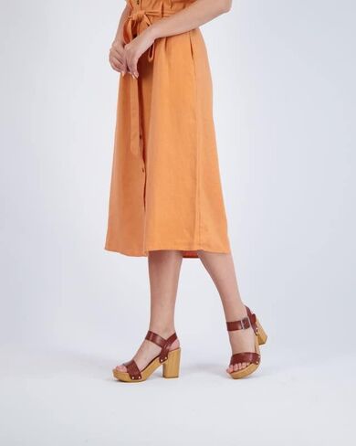 دونز صندل سيدني من الخشب الصناعي للنساء + ميموري فوم وتقنية لايت سول in Kuwait