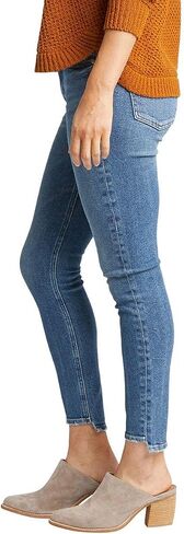 Silver Jeans Co. Women's Most Wanted Mid Rise Skinny Fit Jeans in Saudi Arabia