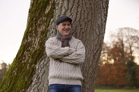 سترة Aran Wool Irish للرجال والنساء بياقة دائرية مصنوعة في أيرلندا in Kuwait