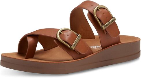 Eastland Women's Savannah Wedge Pump in Saudi Arabia
