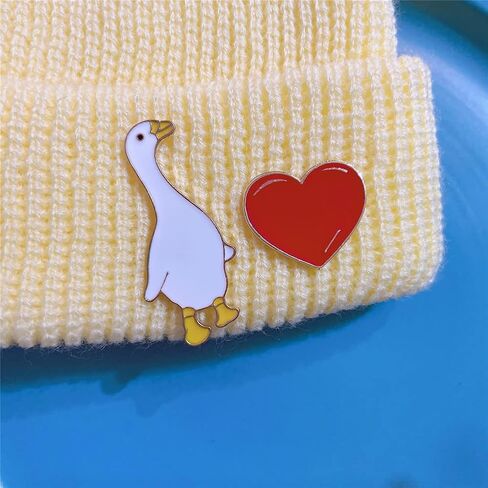 2Pcs Cartoon Big White Goose Heart Enamel Pins Lovely Animal Brooches Couple Badges Backpack Hat Shirt Lapel Pin Jewelry Gifts for Friends, Alloy Steel, no gemstone in Kuwait