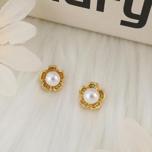 Gold Pearl Flower Stud Earrings for Women Gold Plated Five Petal Flower Earrings Simple 14K Gold Floral Statement Earrings Elegant Blossom Earrings Spring Summer Vacation Party Jewelry Gift for Girls in Saudi Arabia