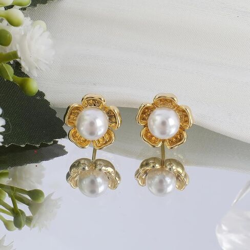 Gold Pearl Flower Stud Earrings for Women Gold Plated Five Petal Flower Earrings Simple 14K Gold Floral Statement Earrings Elegant Blossom Earrings Spring Summer Vacation Party Jewelry Gift for Girls in Saudi Arabia