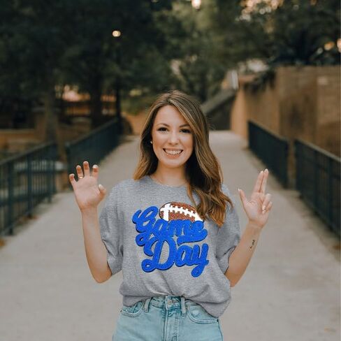 قميص للسيدات من Game Day، قمصان جرافيك برقعة لامعة لكرة القدم Sunday Funday، تي شيرت عتيق لموسم كرة القدم بأكمام قصيرة in Kuwait