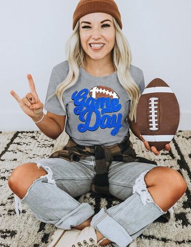 قميص للسيدات من Game Day، قمصان جرافيك برقعة لامعة لكرة القدم Sunday Funday، تي شيرت عتيق لموسم كرة القدم بأكمام قصيرة in Kuwait