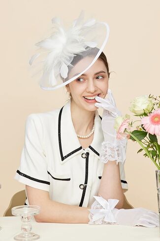 جيونفورتسي قبعة فاسيناتور شبكية من الريش، قبعة ديربي لحفلات الشاي مع قفازات من الدانتيل، قلادة لؤلؤ لحفلات الزفاف in Kuwait