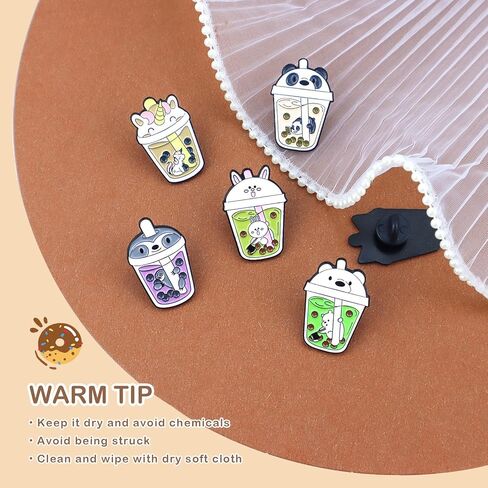 مجموعة دبابيس بروش عصرية بنمط رسوم متحركة للحياة اليومية، دبابيس بروش من 6 قطع من ليفيون بتصميم حيوانات لطيفة ولؤلؤ وحليب وشاي، دبابيس بروش للملابس والشنط والجاكيتات والاكسسوارات والحرف اليدوية للنساء in Kuwait