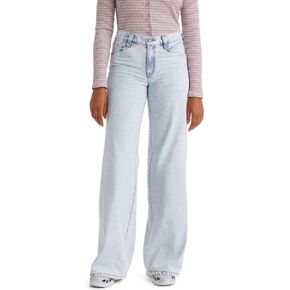 بنطلون جينز نسائي واسع الساق 94 من Levi's (متوفر أيضًا في Plus) in Kuwait