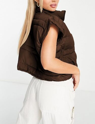 سترة منتفخة قصيرة نسائية من Lentta جيليه مبطن بسحاب أسود موضة خريف 2022 in Kuwait