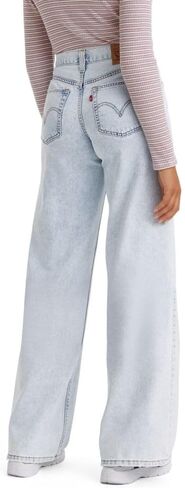 بنطلون جينز نسائي واسع الساق 94 من Levi's (متوفر أيضًا في Plus) in Kuwait