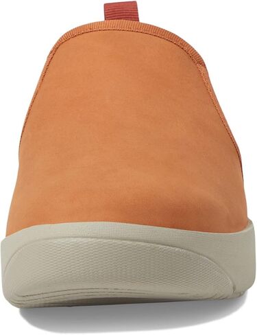 BOGS Kicker Slip-On Elastic Leather in Kuwait