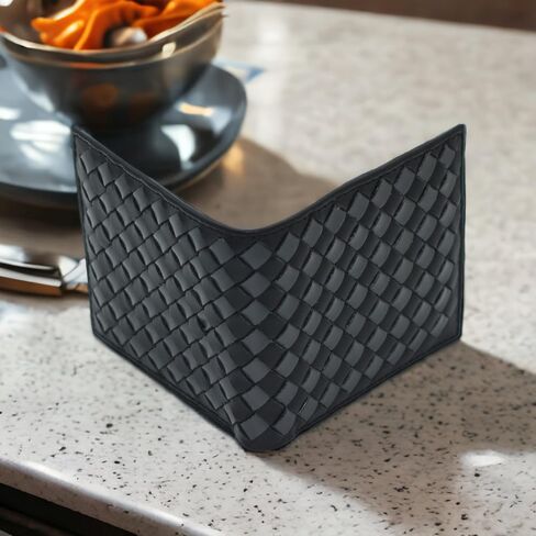 محفظة KUZE CLAN Premium Nappa Leather - محافظ ثنائية الطي للرجال بتصميم متقاطع متقاطع، 8 فتحات للبطاقات، صناعة يدوية متخصصة في حجب RFID، تغليف يستحق الهدية (أسود) in Saudi Arabia