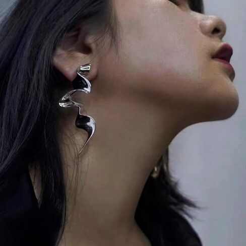 أقراط متدلية هندسية حلزونية مذهلة من الفضة الإسترليني للنساء - مجوهرات أنيقة in Kuwait