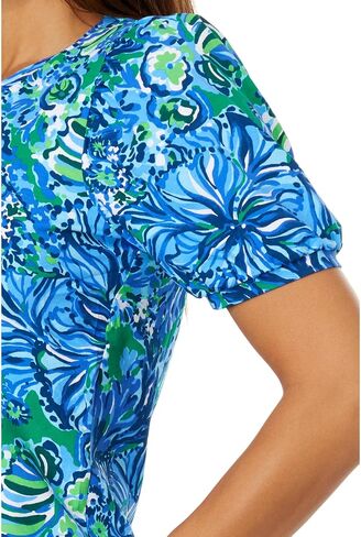 بلوزة نسائية من Lilly Pulitzer Rhett Knit – محبوكة بطبعة زهور – رقبة دائرية – أكمام منتفخة Abaco Blue In Turtle Awe SM One Size in Saudi Arabia