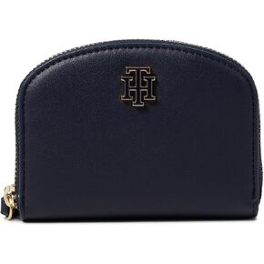 محفظة Tommy Hilfiger Keylee SLG Half Moon من PVC باللون الوردي الفاتح/الزهري الساطع مقاس واحد in Saudi Arabia