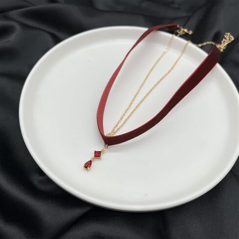 Love Heart Velvet Choker Collar Necklace Adjustable Retro Knot Clavicle Chain Necklace for Women Girl Teen Wedding Party Jewelry Birthday Gift in Saudi Arabia