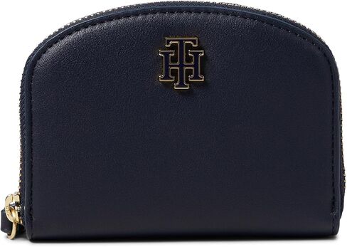 محفظة Tommy Hilfiger Keylee SLG Half Moon من PVC باللون الوردي الفاتح/الزهري الساطع مقاس واحد in Saudi Arabia
