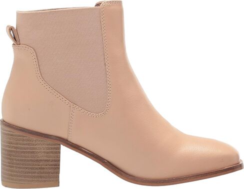 Amazon Essentials Women's Square Block-Heel Chelsea Boot in Saudi Arabia