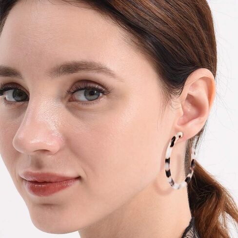 JSJOY أقراط حلقية من الأكريليك الراتنج خفيفة الوزن، أقراط بوهيمية صغيرة من الراتنج، أقراط أكريليك للنساء، لا تسبب الحساسية، أبيض، غلاف سلحفاة، ليوبارد، 3 أزواج in Kuwait