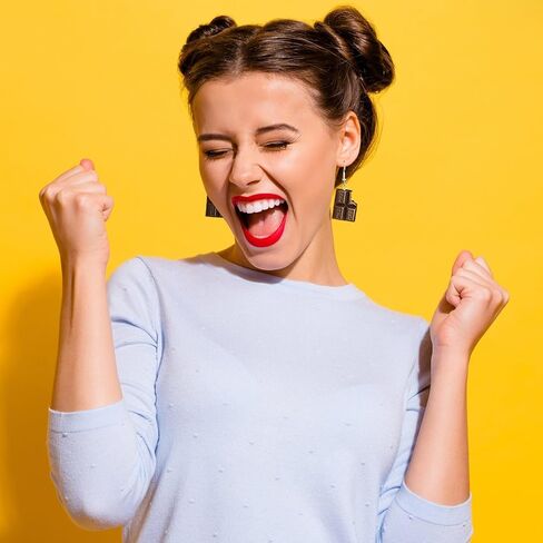 ريوسو 40 زوجًا من الأقراط الغريبة اللطيفة والمضحكة والقرط الغائر والزهور الغذائية والفطر والحلوى والبط وزجاجة المياه ديناصور وفراشة الفراولة والحيوانات المجنونة وغير التقليدية مجموعة أقراط متدلية للنساء in Kuwait