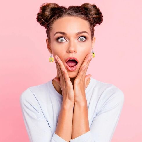 ريوسو 40 زوجًا من الأقراط الغريبة اللطيفة والمضحكة والقرط الغائر والزهور الغذائية والفطر والحلوى والبط وزجاجة المياه ديناصور وفراشة الفراولة والحيوانات المجنونة وغير التقليدية مجموعة أقراط متدلية للنساء in Kuwait